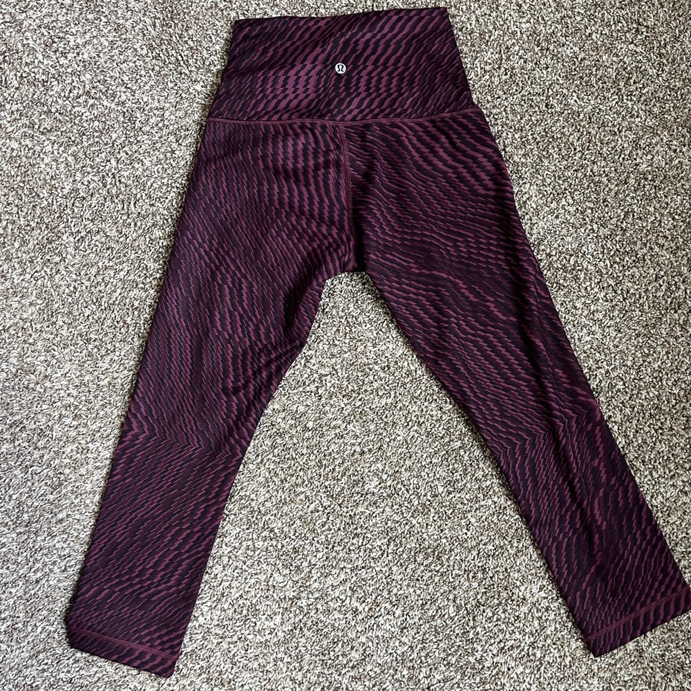 Lululemon capri leggings